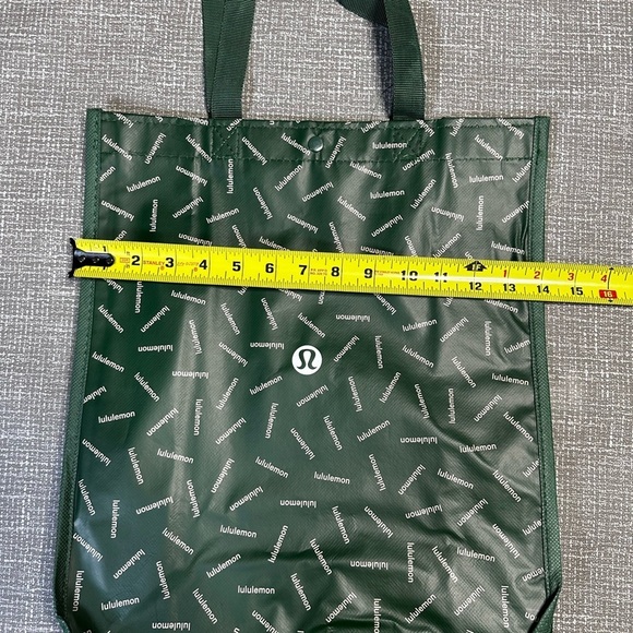Lululemon Large recyclable reusable tote shopping bag green/white - Picture 5 of 8